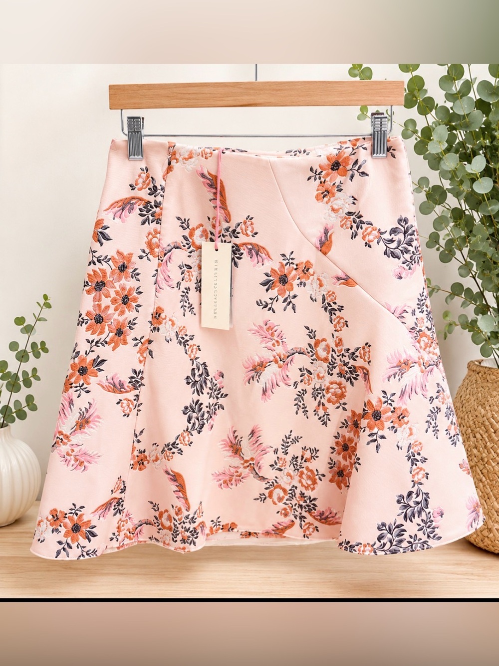 🆕 NWT Stella McCartney skirt in a soft blush pink with an elegant floral print.